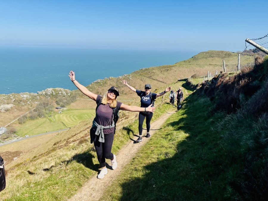 RRR-apr25-lee-bay-hike-tanya-900x675
