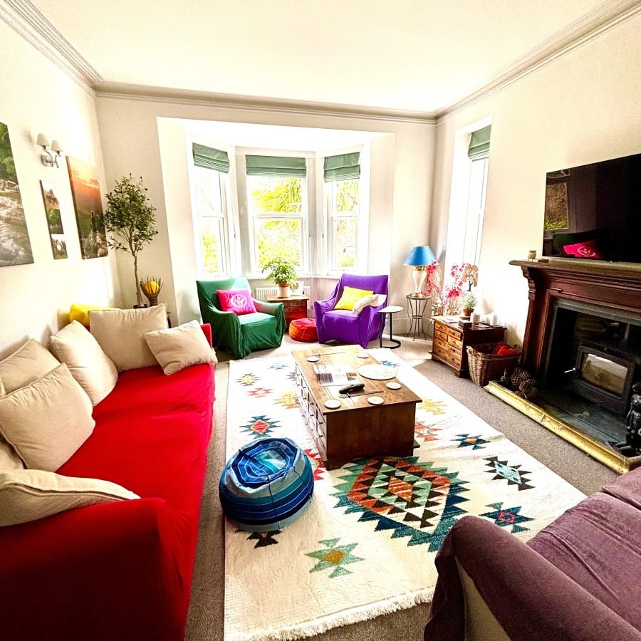 Venue-lounge-edited-900x900